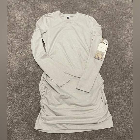 Long Sleeve Halo Essential Dress in Salt Heather Size Small - Picture 4 of 4